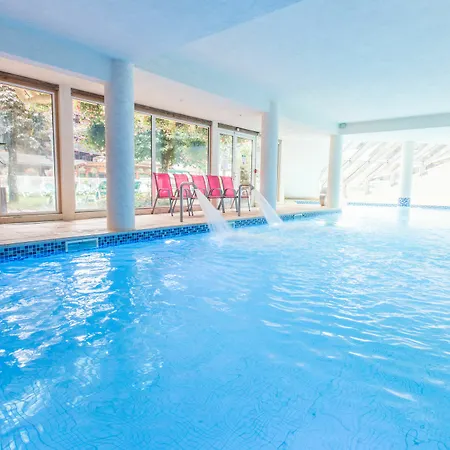 Hotel Club Le Cret 3*